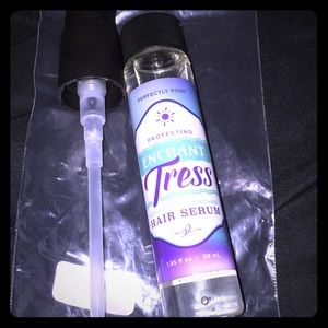 Seductively smooth hair serum